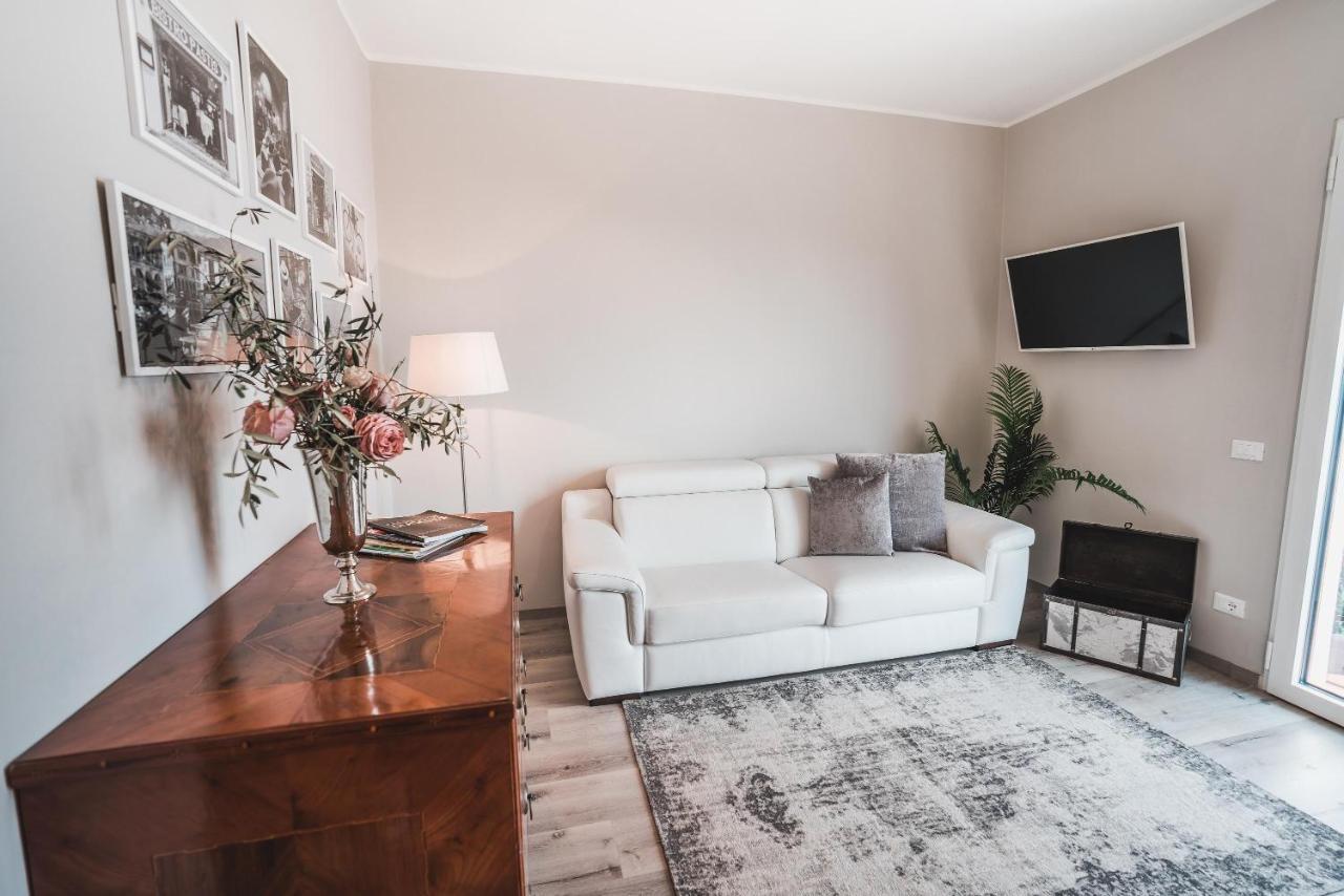 Ferienwohnung Montelago ガルニャーノ エクステリア 写真