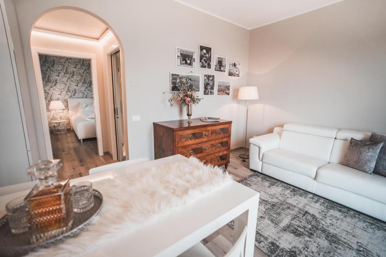 Ferienwohnung Montelago ガルニャーノ エクステリア 写真